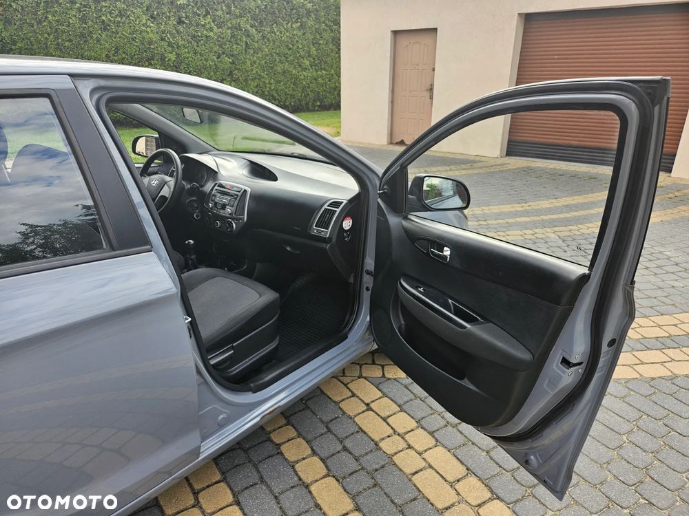 Hyundai i20 1.25 Classic + - 16