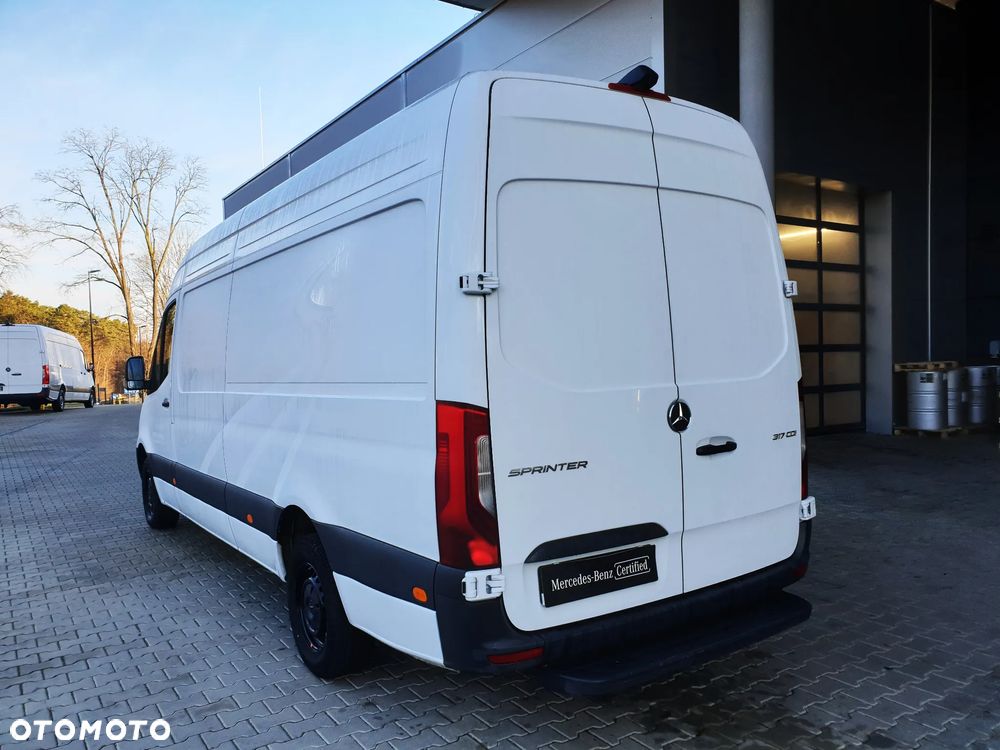 Mercedes-Benz SPRINTER 317 - 6