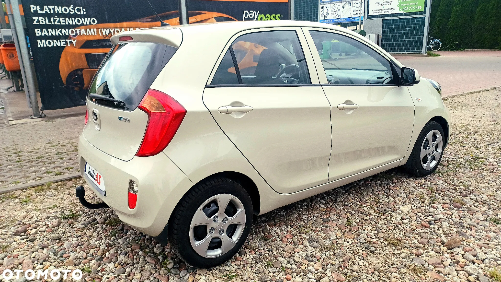 Kia Picanto 1.0 Dream Team Edition - 4