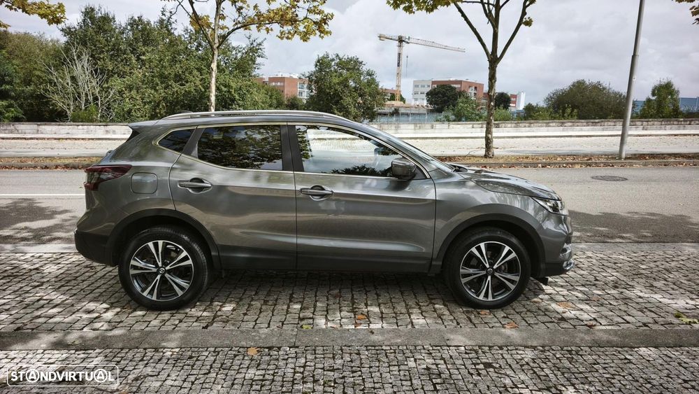 Nissan Qashqai 1.3 DIG-T N-Connecta J18 Led - 3