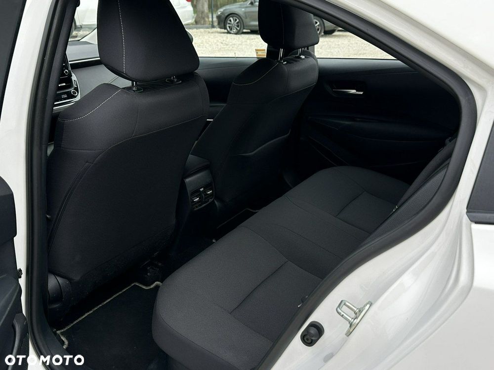 Toyota Corolla - 16