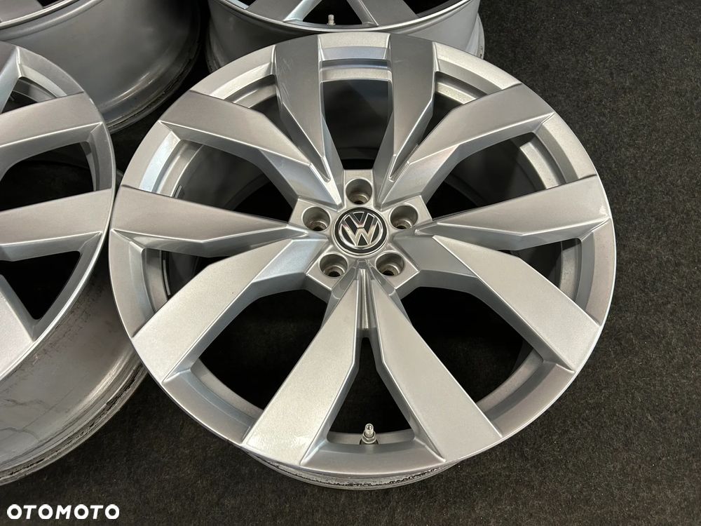 Alufelgi VW Touareg III, Audi Q7 II 20 cali 5x112 4szt. Ładne z czujnikami! - 10