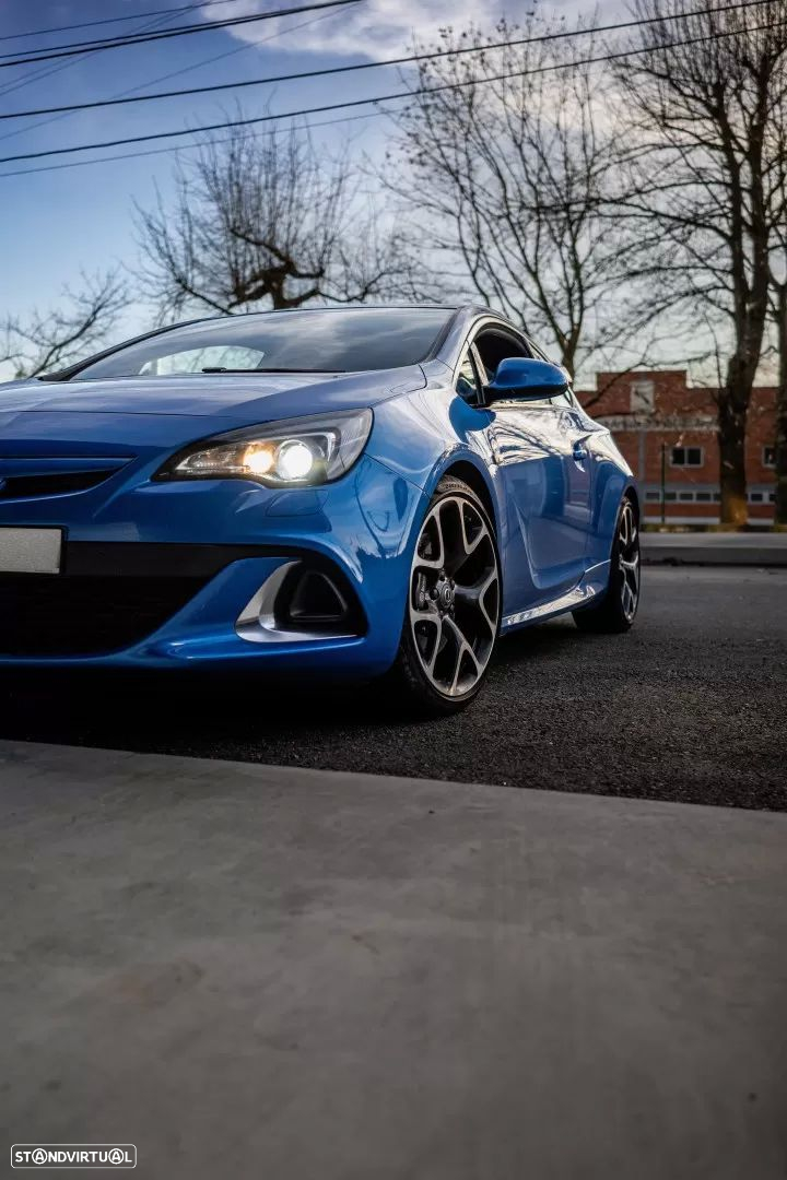 Opel Astra GTC OPC 2.0 T - 15