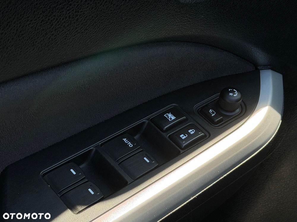 Suzuki Vitara 1.4 Boosterjet Premium 4WD - 30