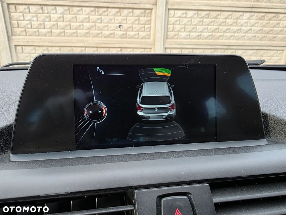 BMW Seria 1 120d Sport-Aut Sport Line - 16