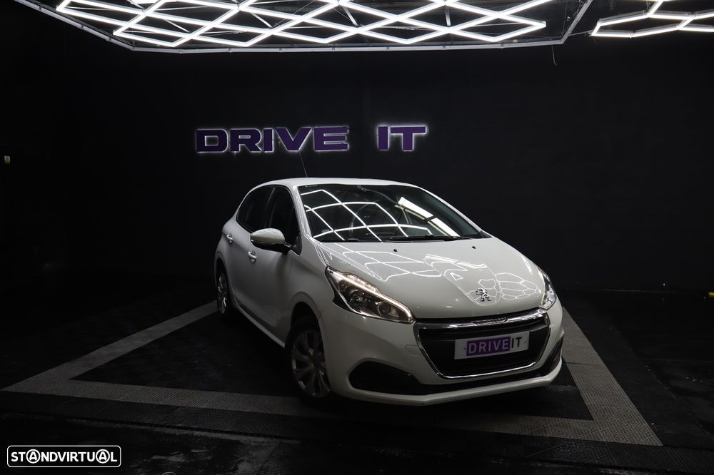 Peugeot 208 PureTech 82 Winter Edition - 1