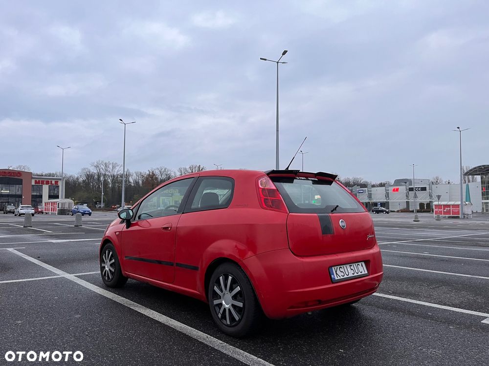 Fiat Grande Punto - 4