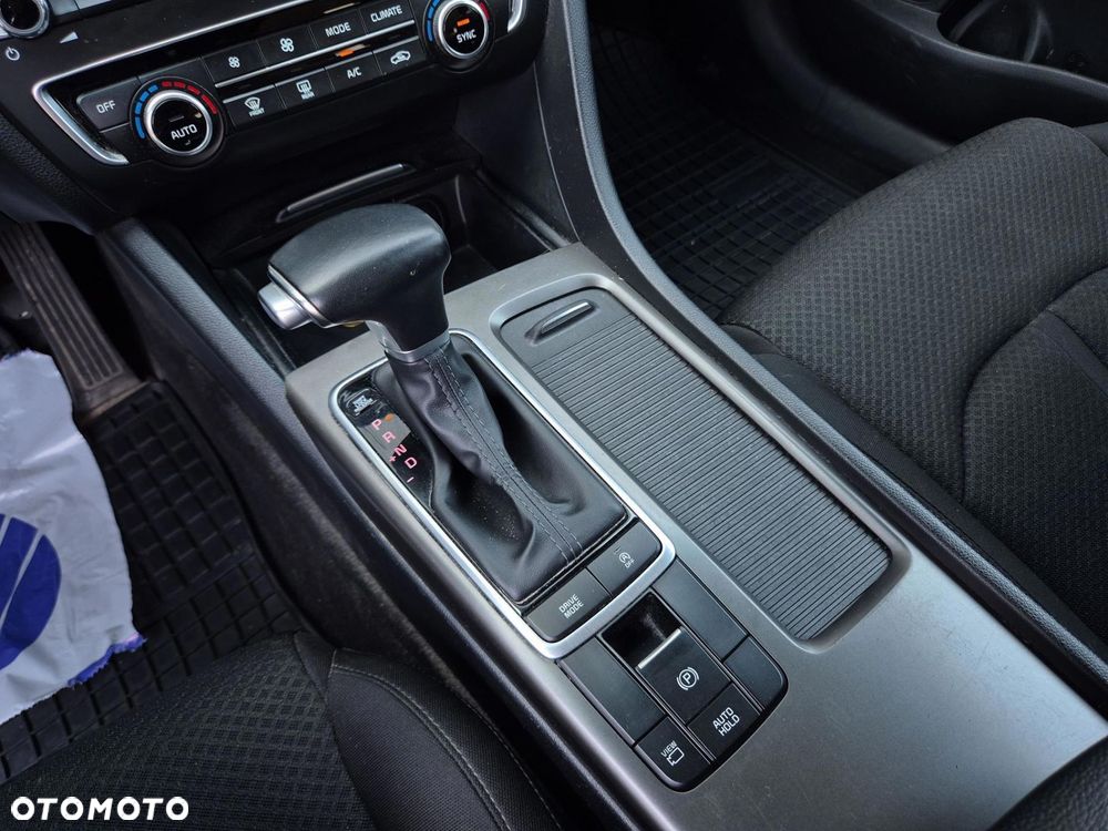 Kia Optima 1.6 T-GDI M DCT - 16