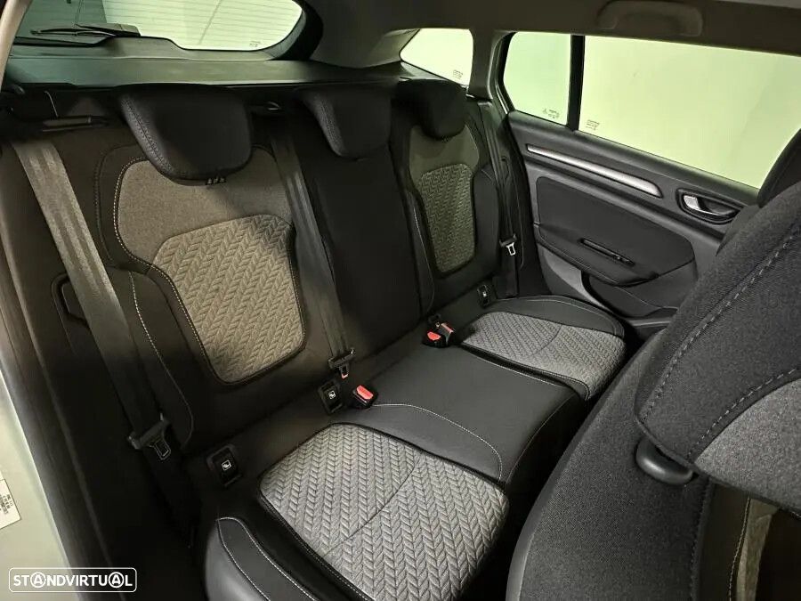 Renault Mégane Sport Tourer - 30