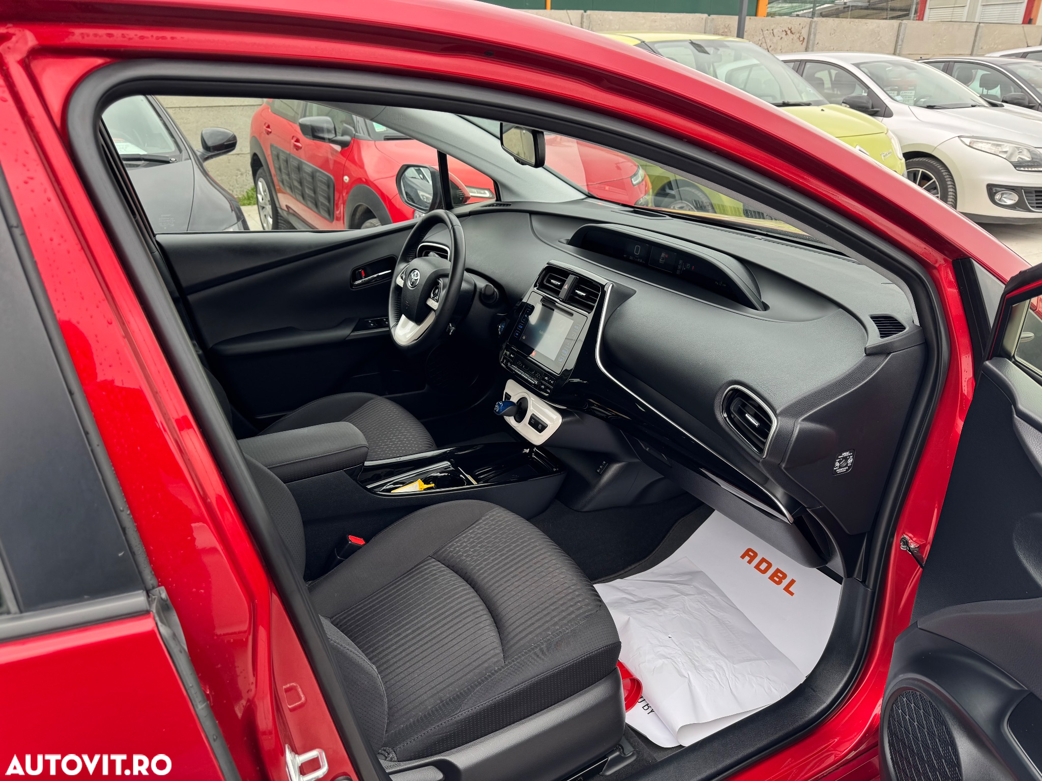 Toyota Prius 1.8 Dual VVT-i Luna - 24