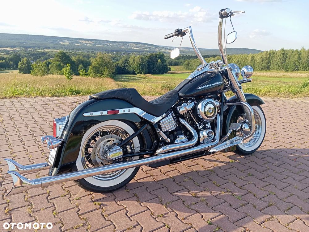 Harley-Davidson Softail Deluxe - 10