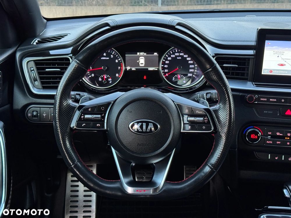 Kia ProCeed - 11