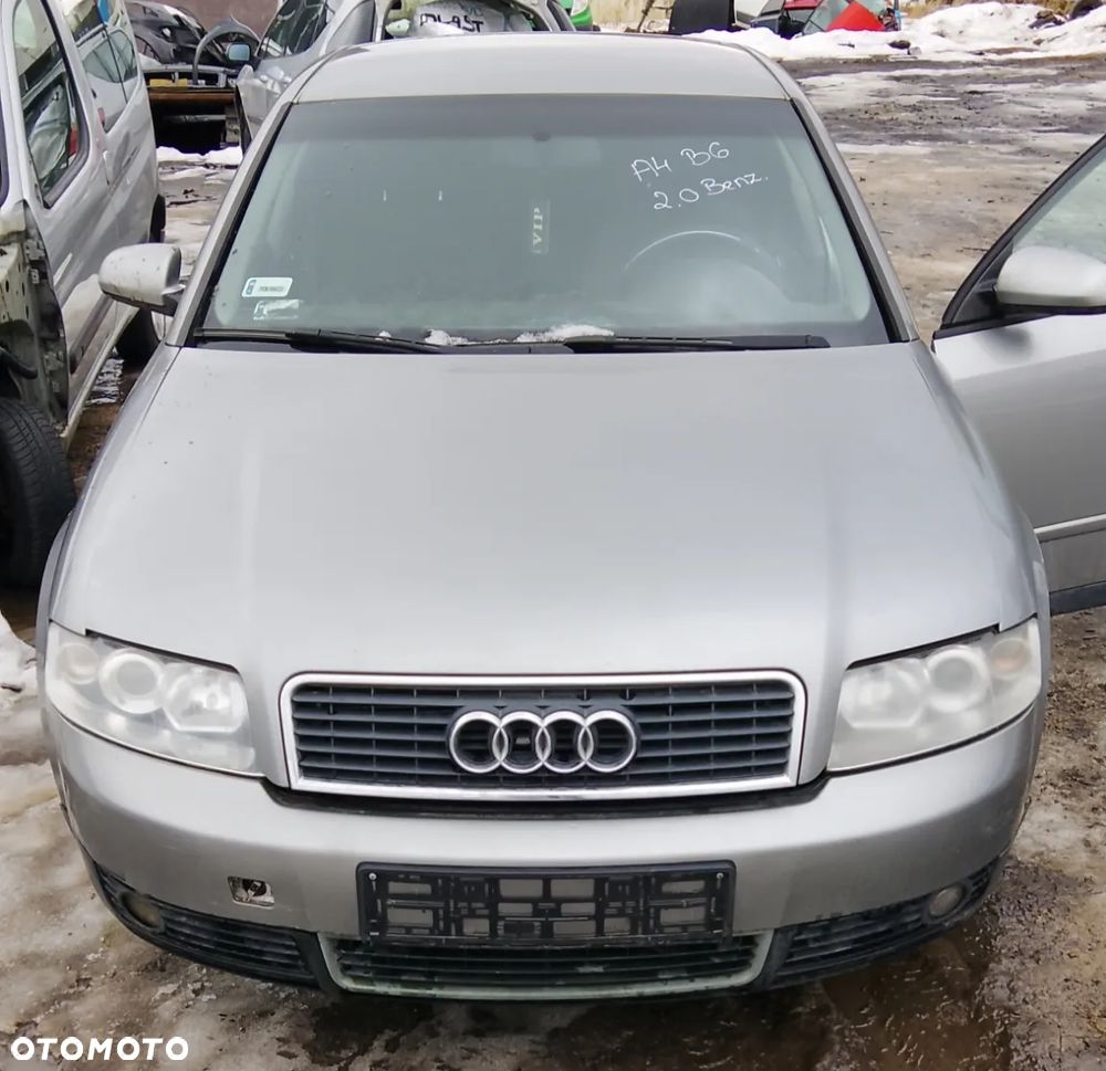 AUDI A4 B6 2.0 BENZYNA - 2