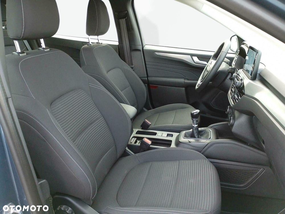 Ford Kuga - 14