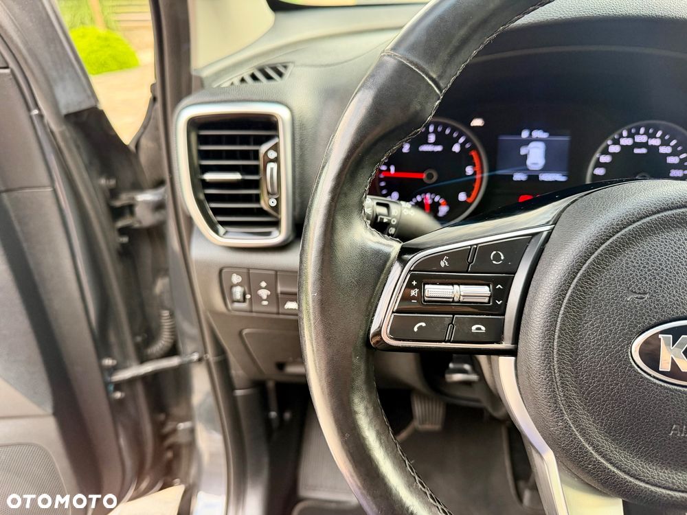 Kia Sportage - 16