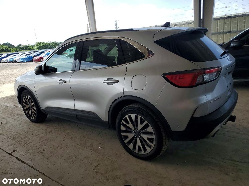 Ford Escape 2.0 EcoBoost AWD Titanium - 3