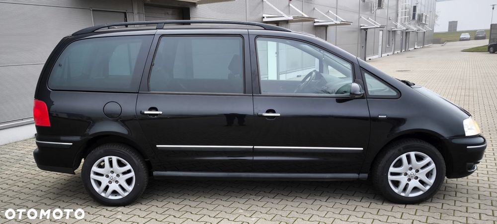 Volkswagen Sharan 2.0 TDI Trendline - 25