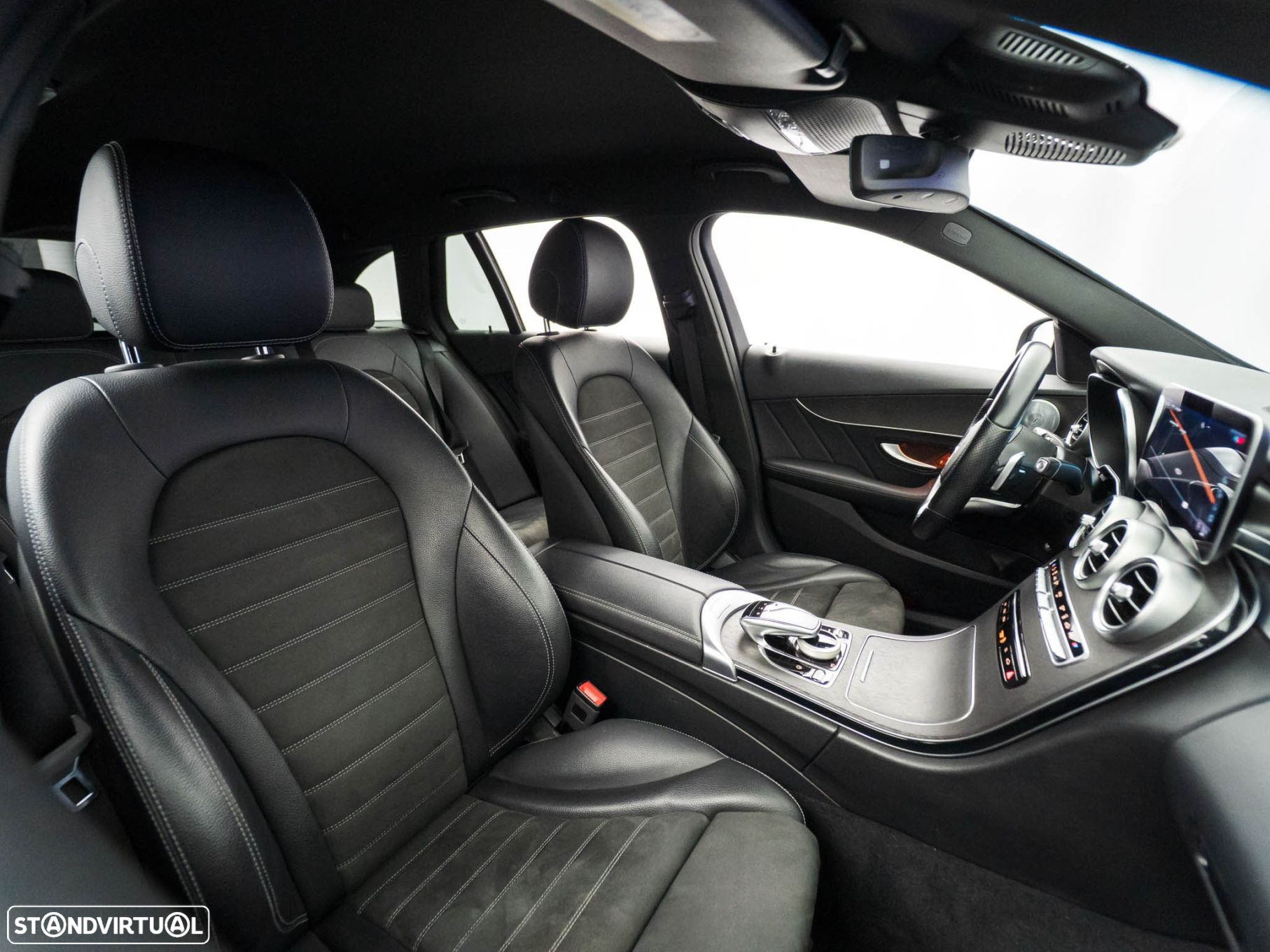 Mercedes-Benz C 300 de AMG Line - 38