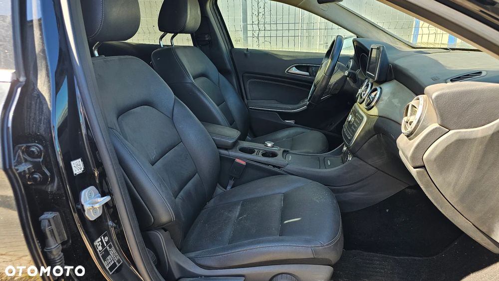 Mercedes-Benz GLA 200 (CDI) d - 26