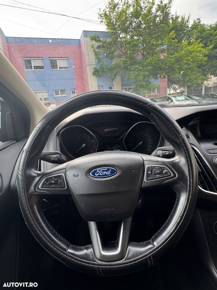 Ford Focus 1.0 EcoBoost Start Stop Trend - 11