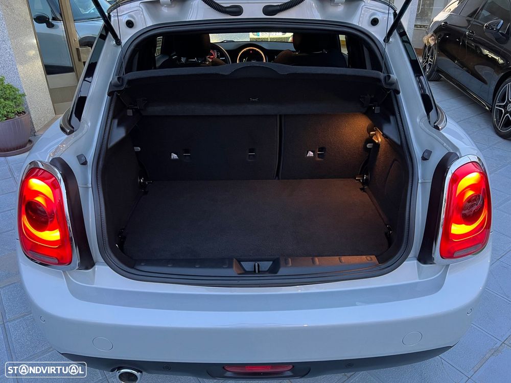 MINI 5 Portas Cooper D - 24