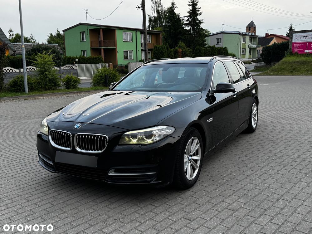 BMW Seria 5 520d Touring - 1