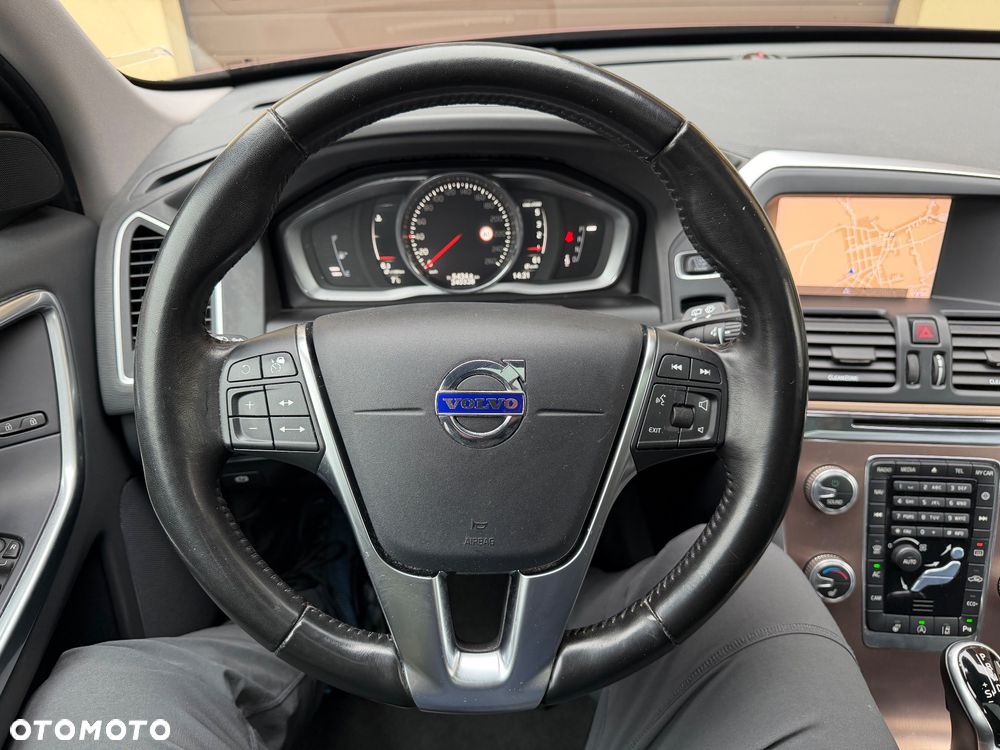 Volvo XC 60 D4 Geartronic Ocean Race - 28