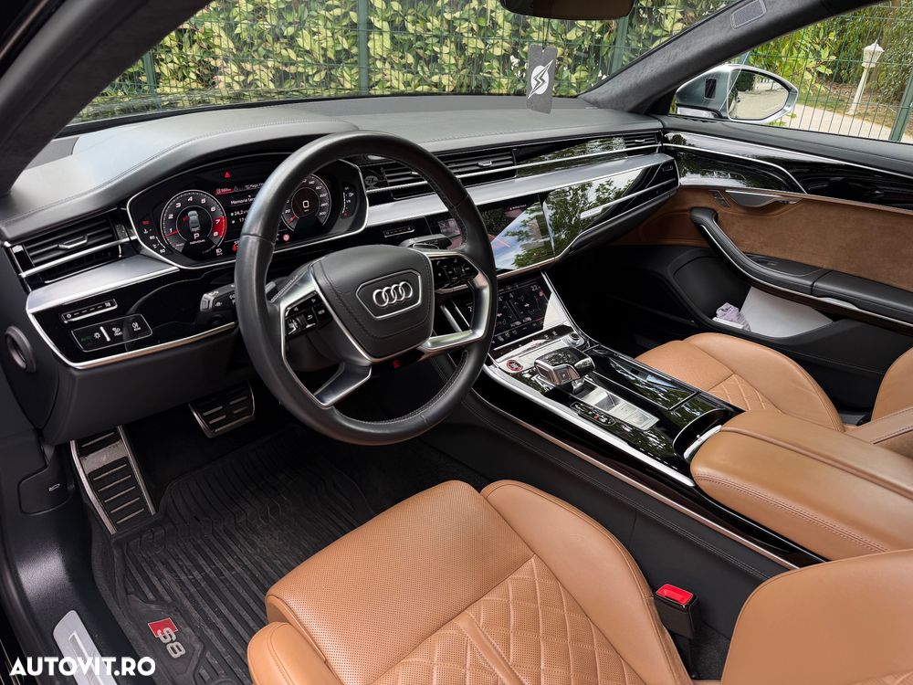Audi S8 4.0 TFSI quattro Tiptronic - 11