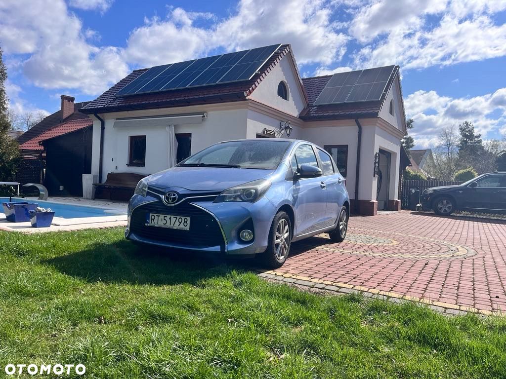 Toyota Yaris 1.33 Premium - 1