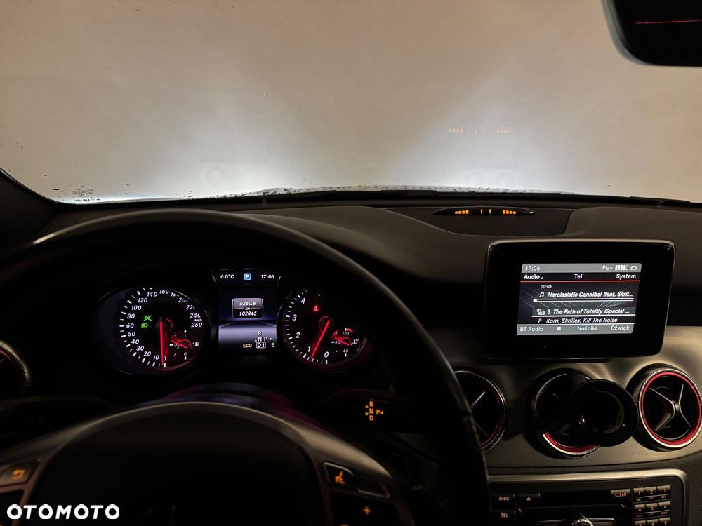 Mercedes-Benz CLA - 14