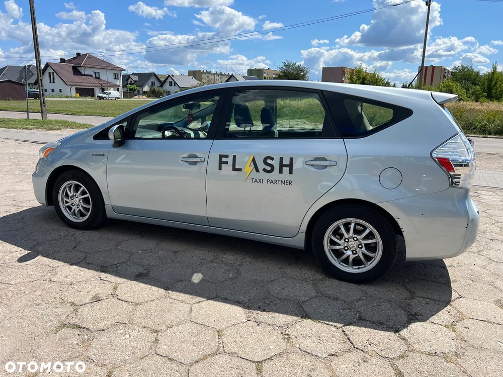 Toyota Prius+ - 8