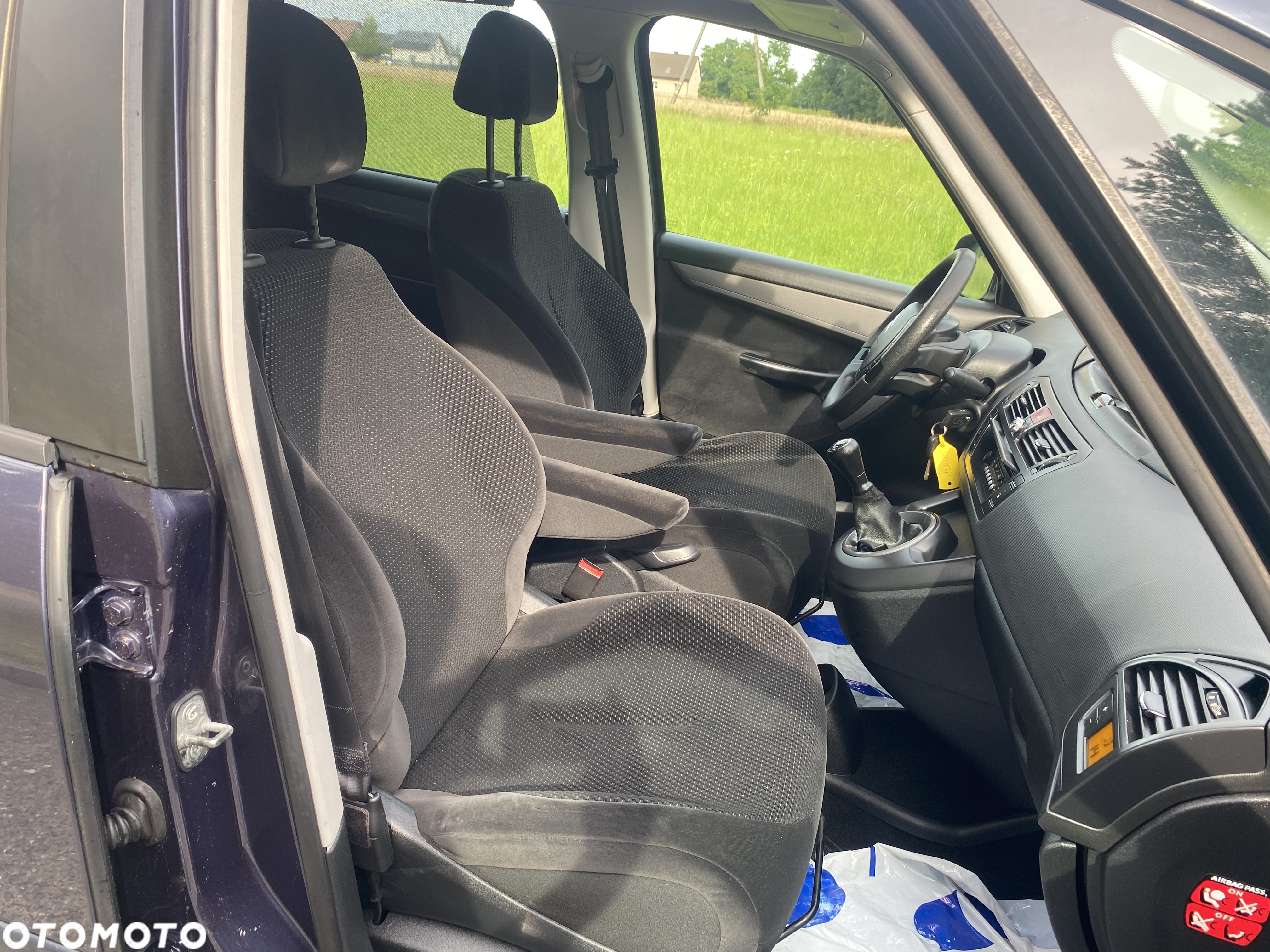 Citroën C4 Grand Picasso 1.8 16V Confort - 19