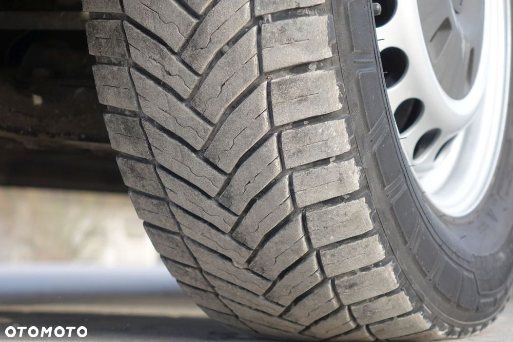 Volkswagen CRAFTER / L2H2 FURGON / BLASZAK / 2.0 / 108KM / BAGAŻNIK DACHOWY - 10