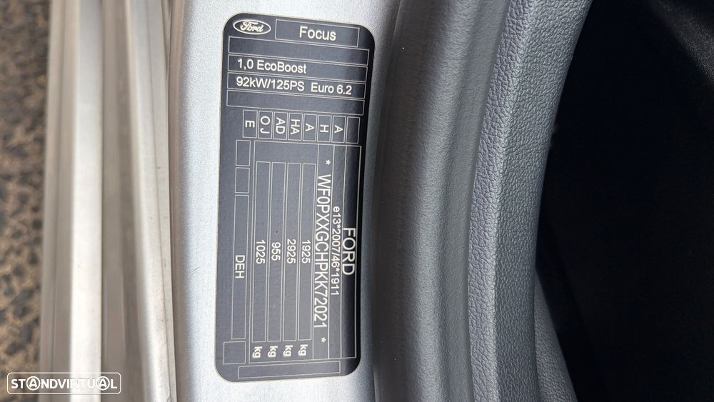 Ford Focus SW - 38