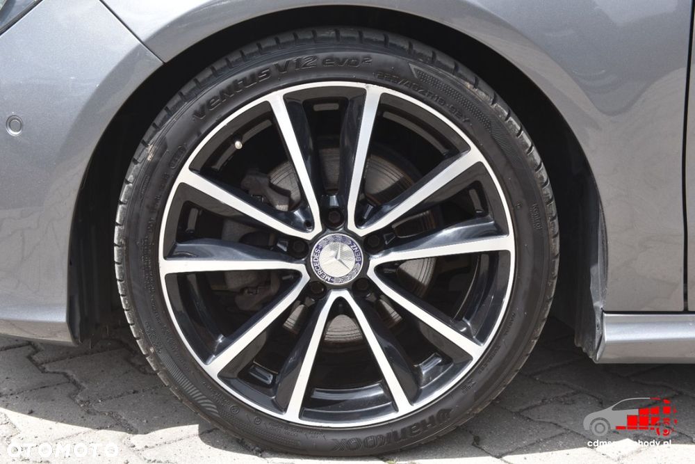 Mercedes-Benz CLA - 12