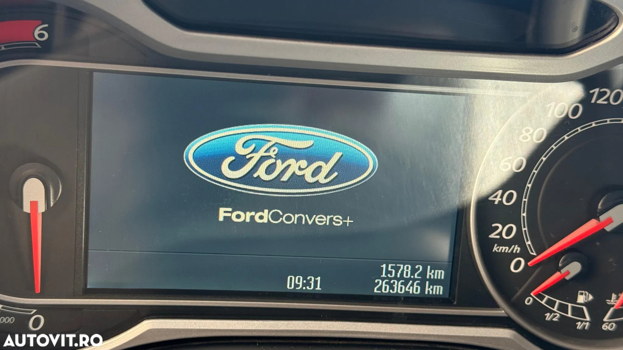 Ford Mondeo - 9
