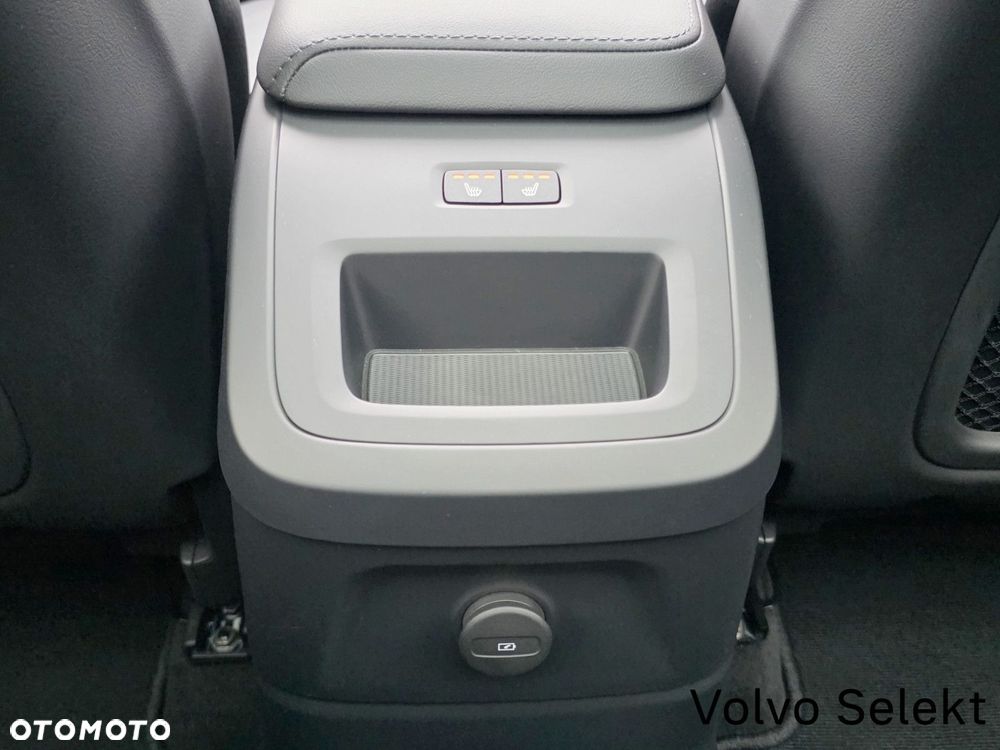 Volvo XC 60 - 41