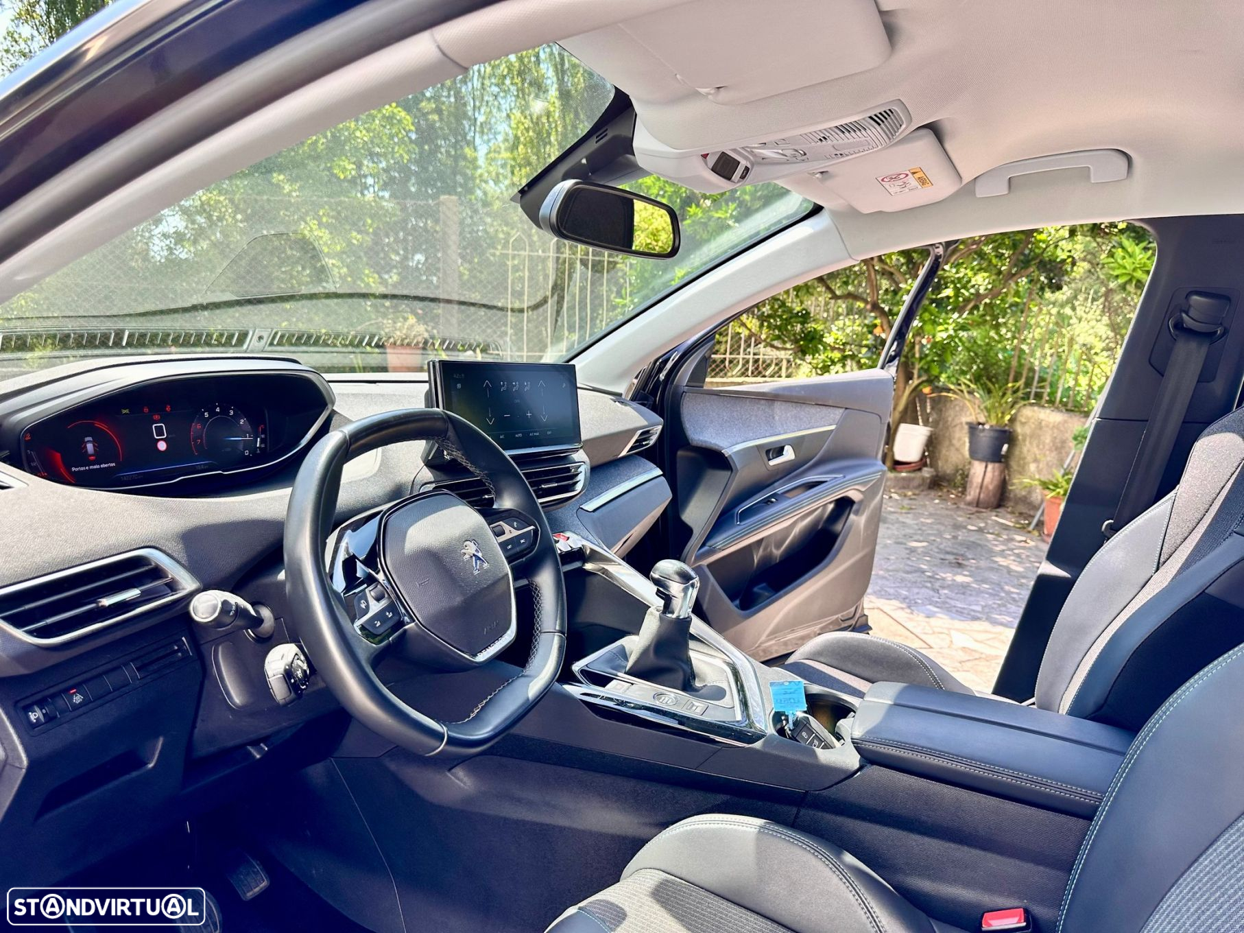 Peugeot 3008 1.2 PureTech Allure Pack - 12