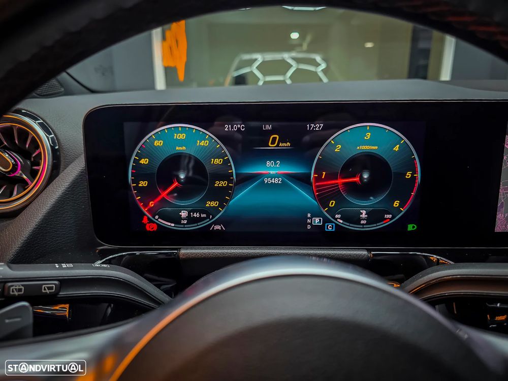 Mercedes-Benz GLA 180 d 8G-DCT Edition AMG Line - 29