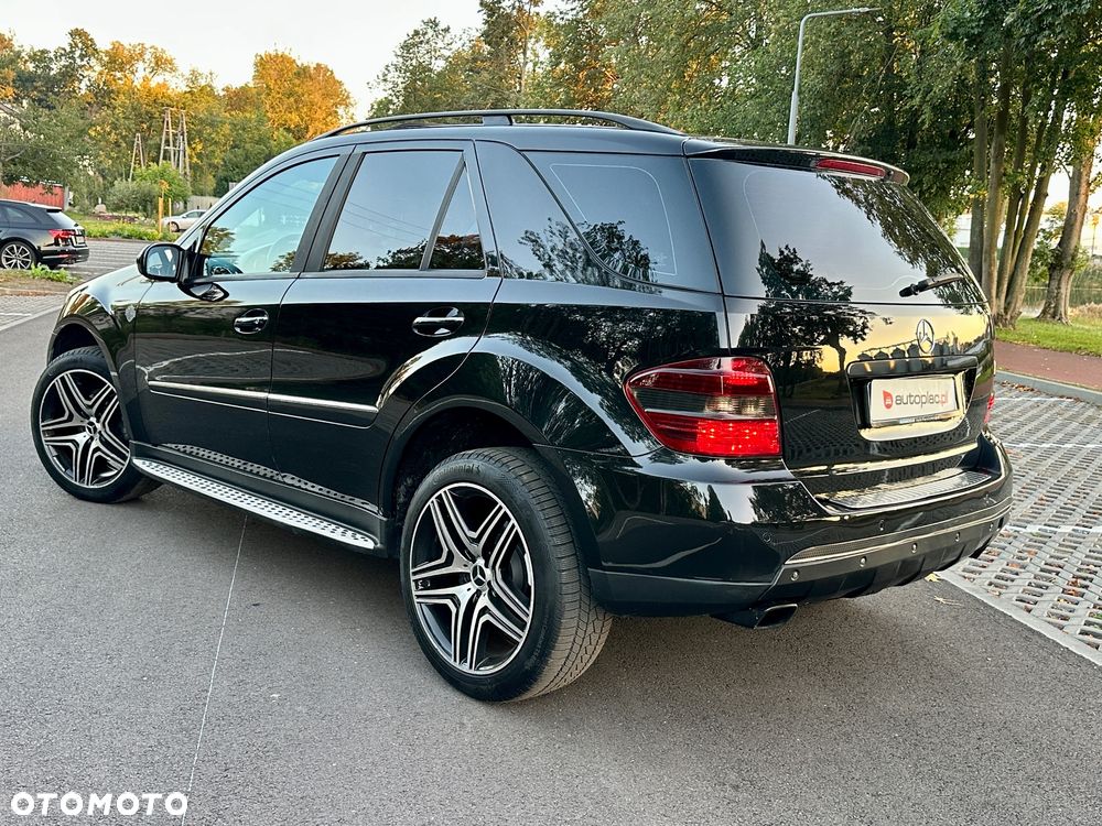 Mercedes-Benz ML - 17