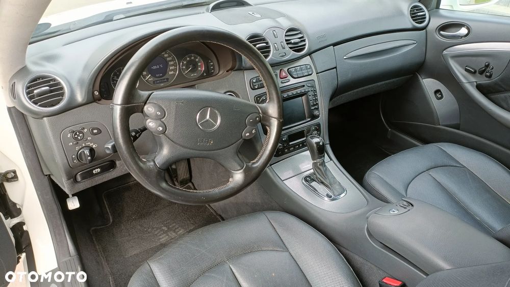 Mercedes-Benz CLK - 20