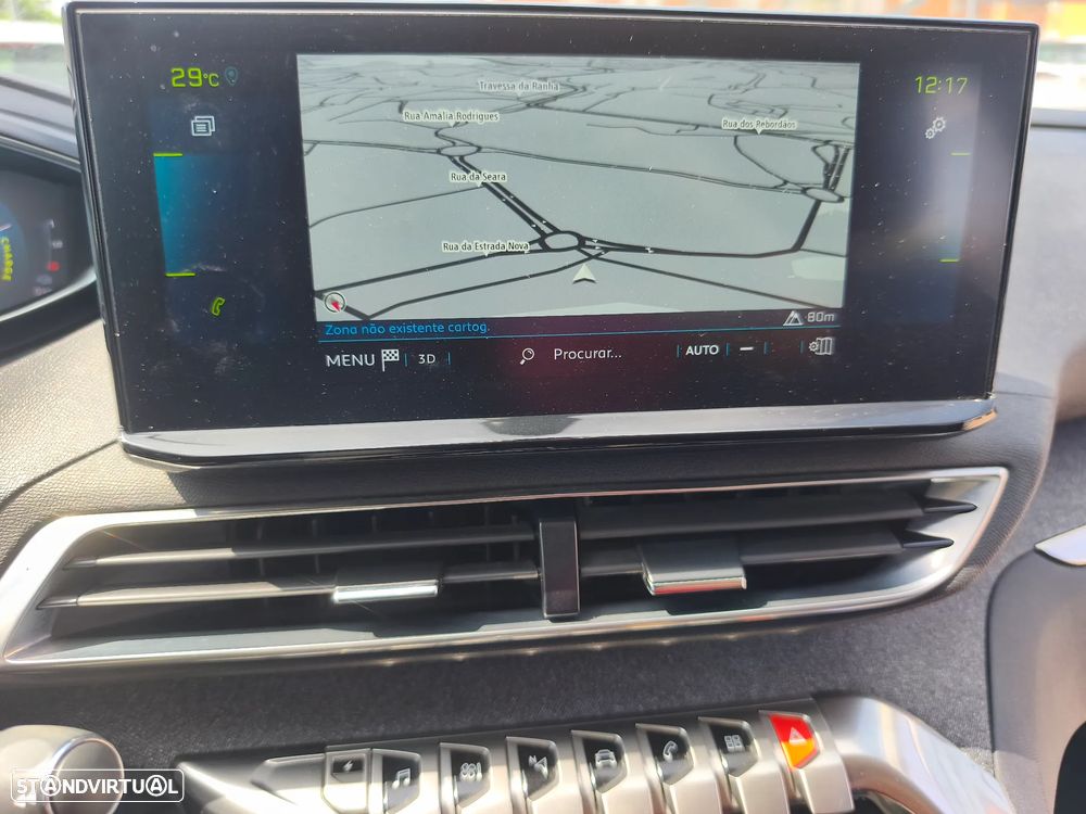 Peugeot 3008 1.6 Hybrid4 Allure Pack e-EAT8 - 18