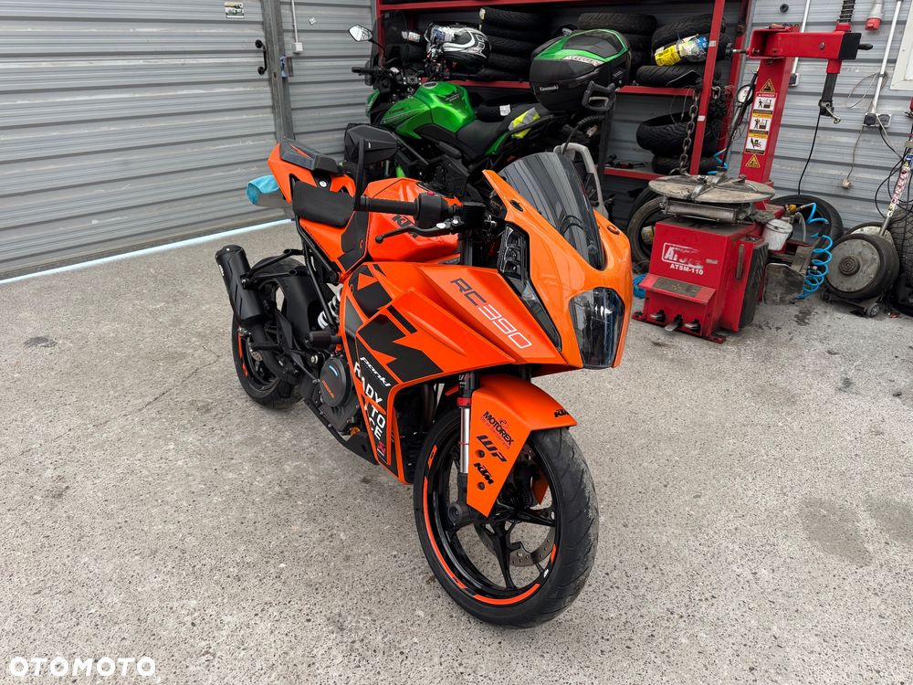 KTM RC 390 - 1