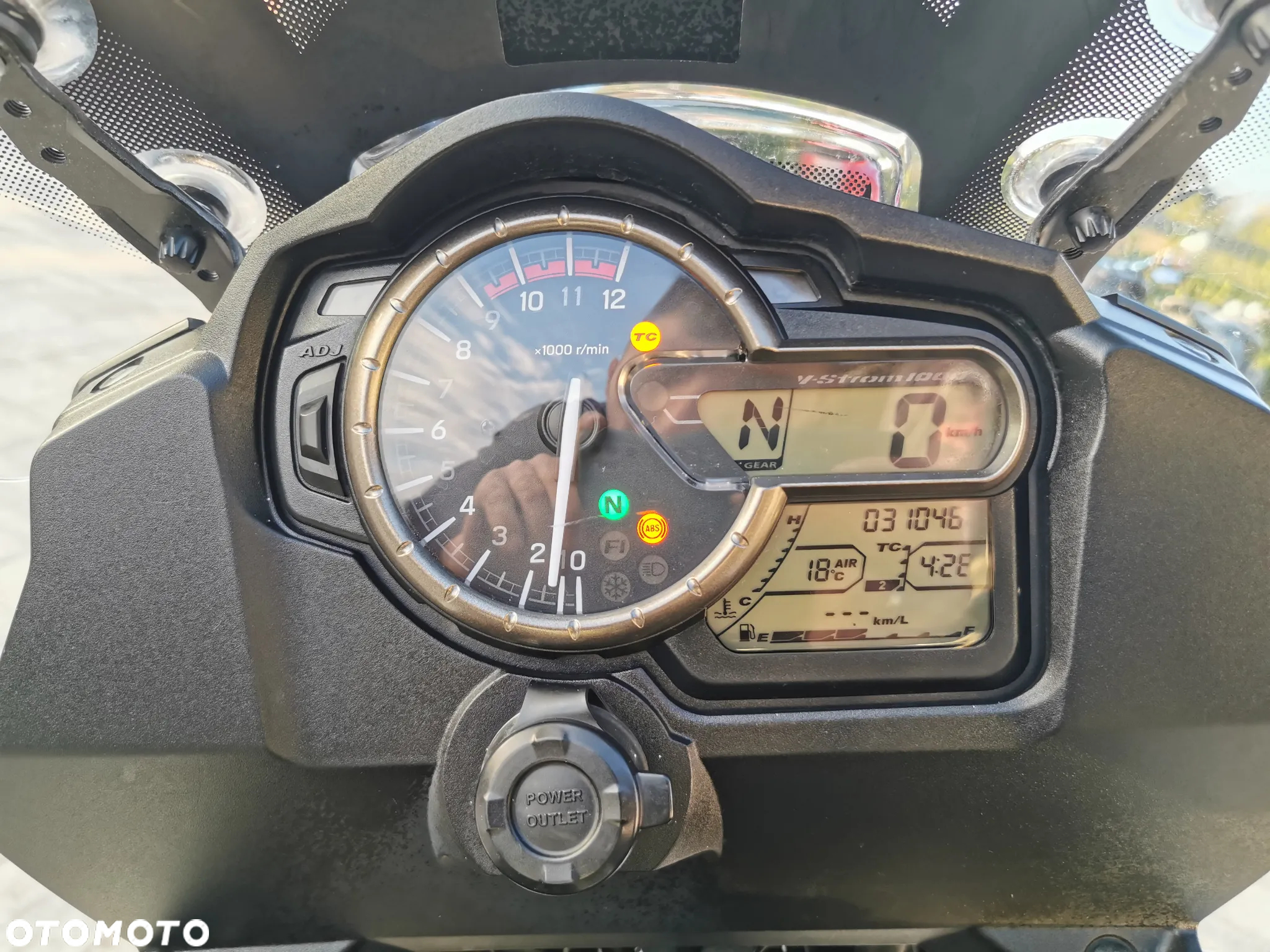 Suzuki DL - 16