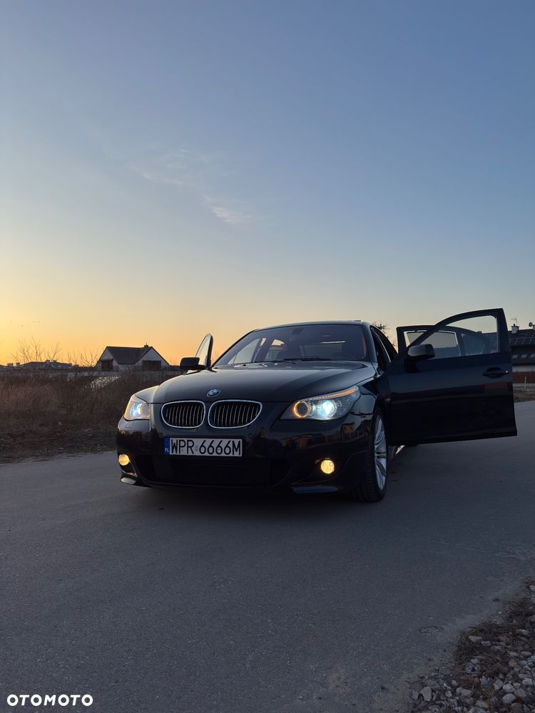 BMW Seria 5 525i Edition Sport - 8