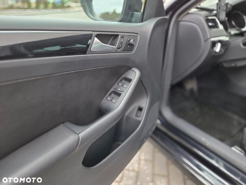 Volkswagen Jetta 2.0 TDI DPF BMT Highline DSG - 25