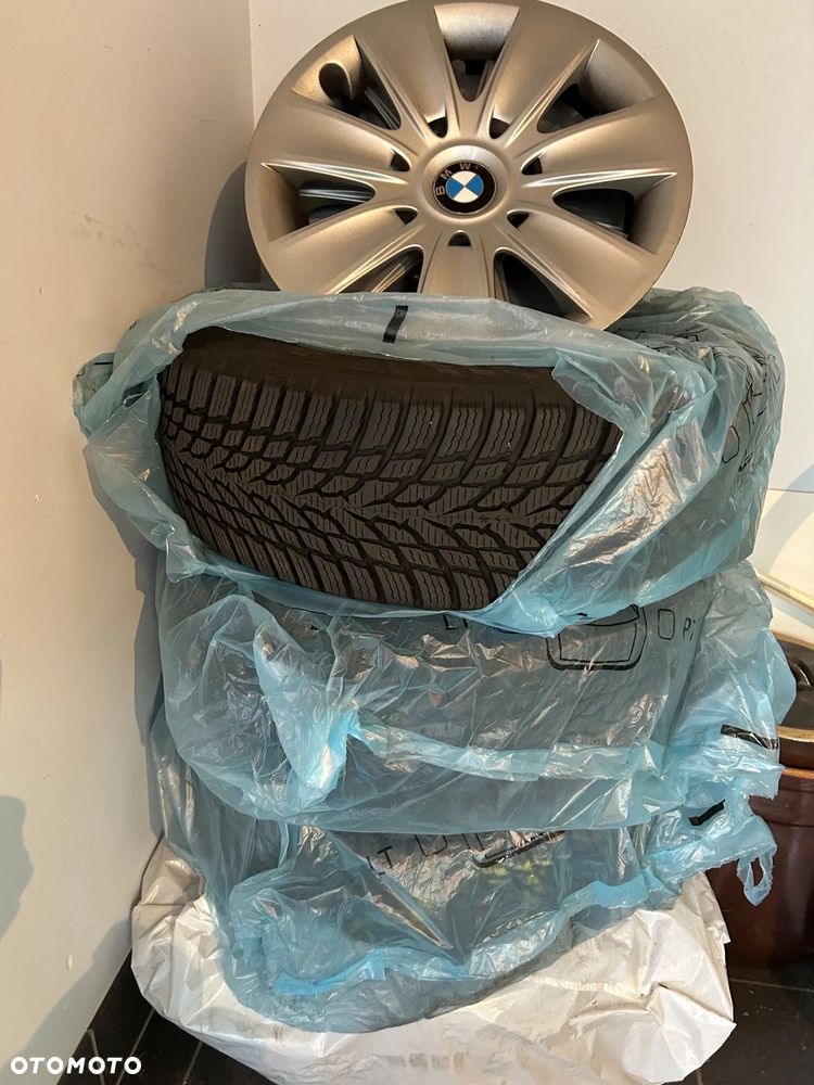 BMW Seria 1 - 25