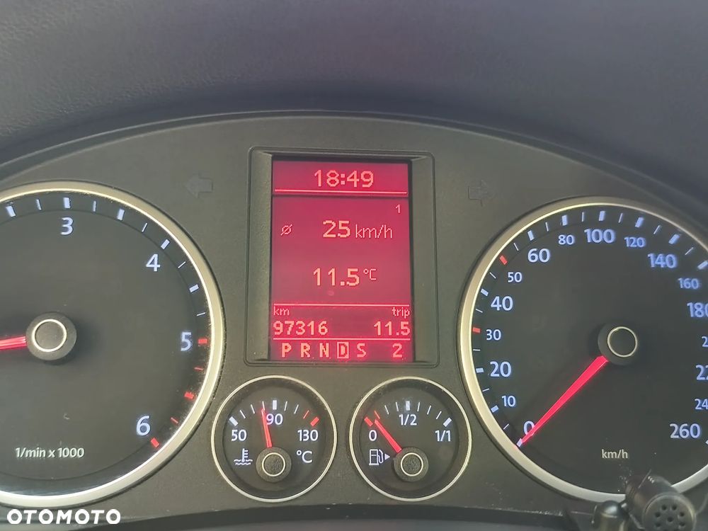 Volkswagen Tiguan - 23