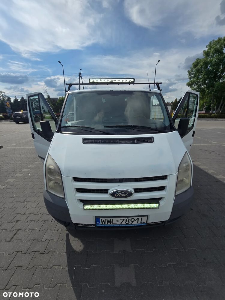 Ford Transit - 4
