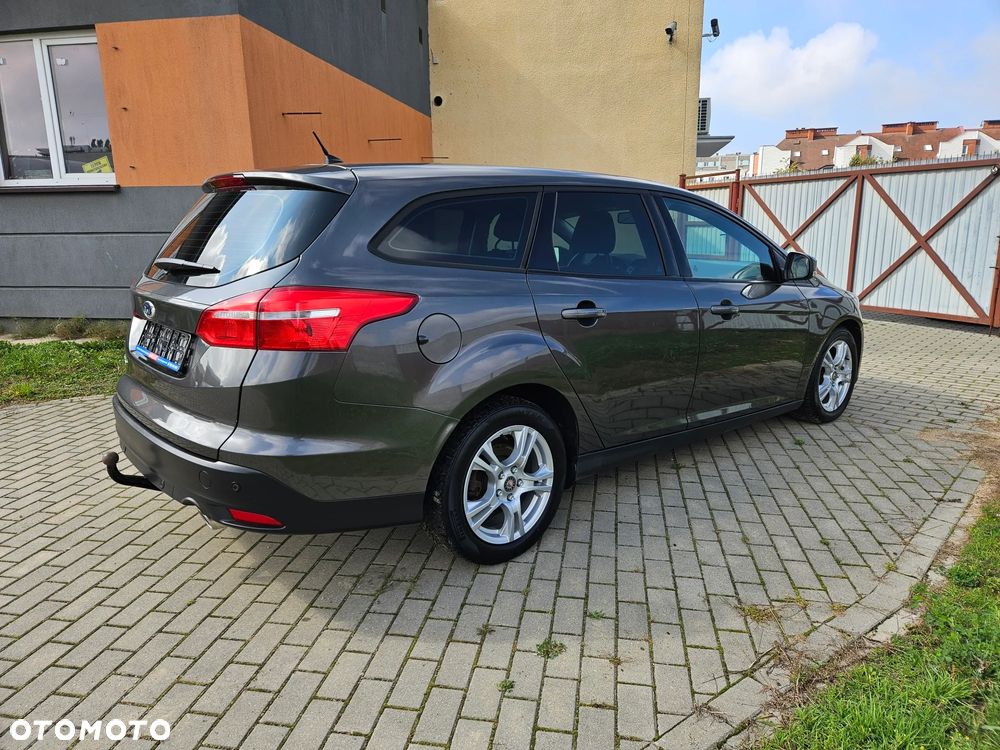 Ford Focus - 12